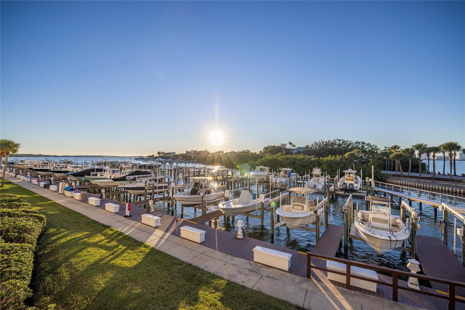 Image 49 of 58 For 2 Seaside Lane 103