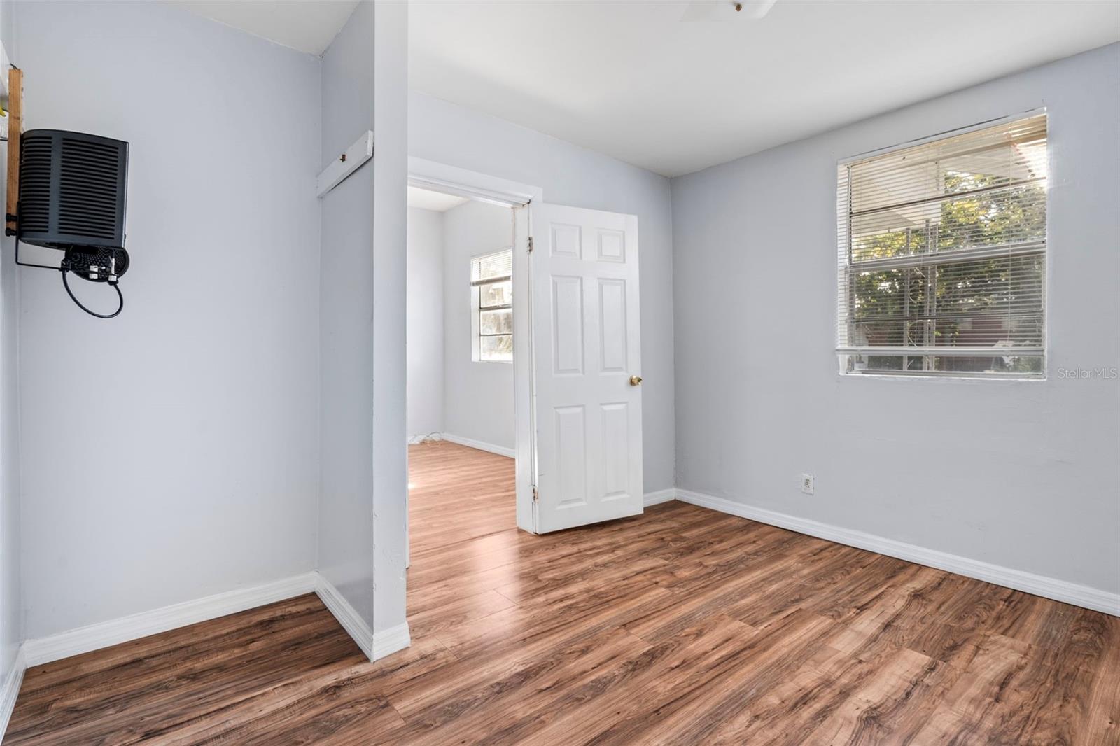 Image 10 of 33 For 2119 Chestnut Street