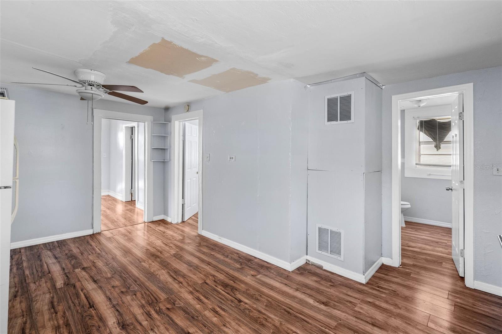 Image 17 of 33 For 2119 Chestnut Street