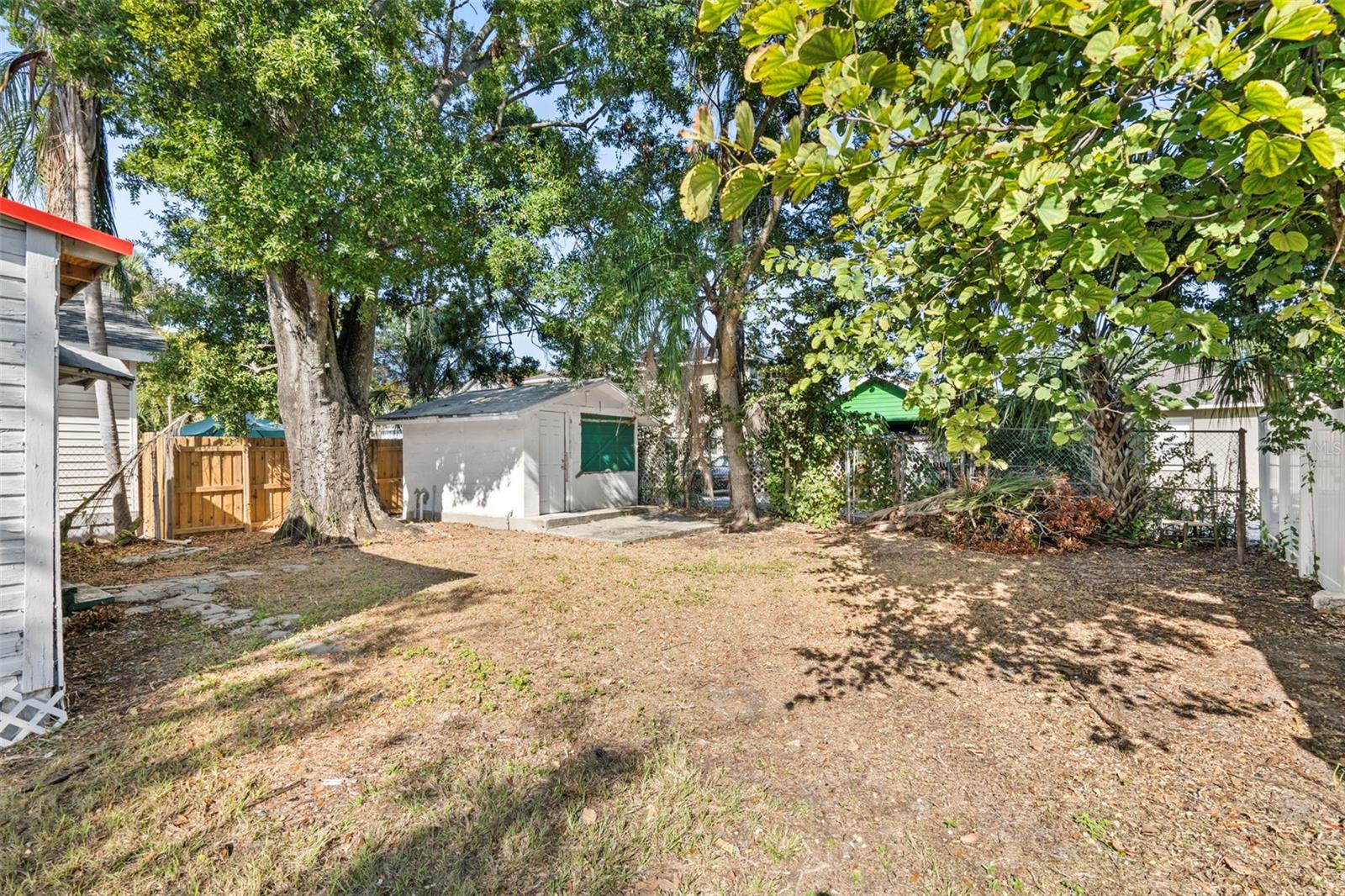 Image 23 of 33 For 2119 Chestnut Street