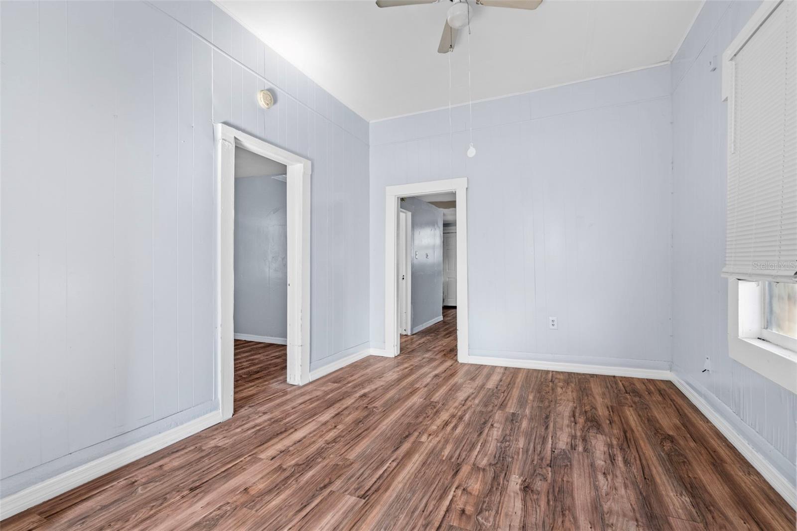 Image 7 of 33 For 2119 Chestnut Street