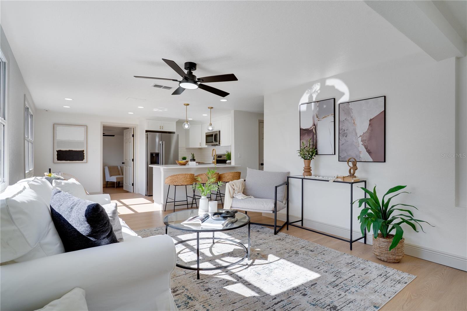 Image 3 of 32 For 10333 108th Avenue