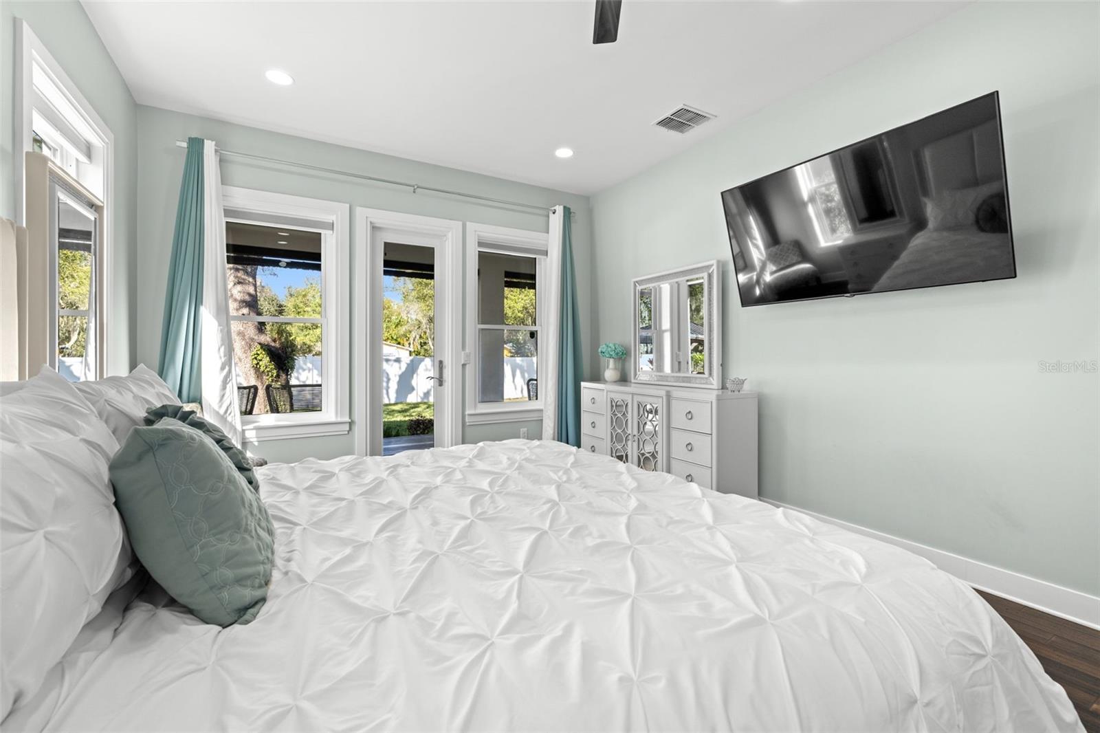 Image 26 of 69 For 3211 Moran Road