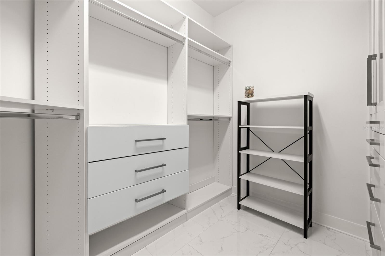 Image 33 of 69 For 3211 Moran Road