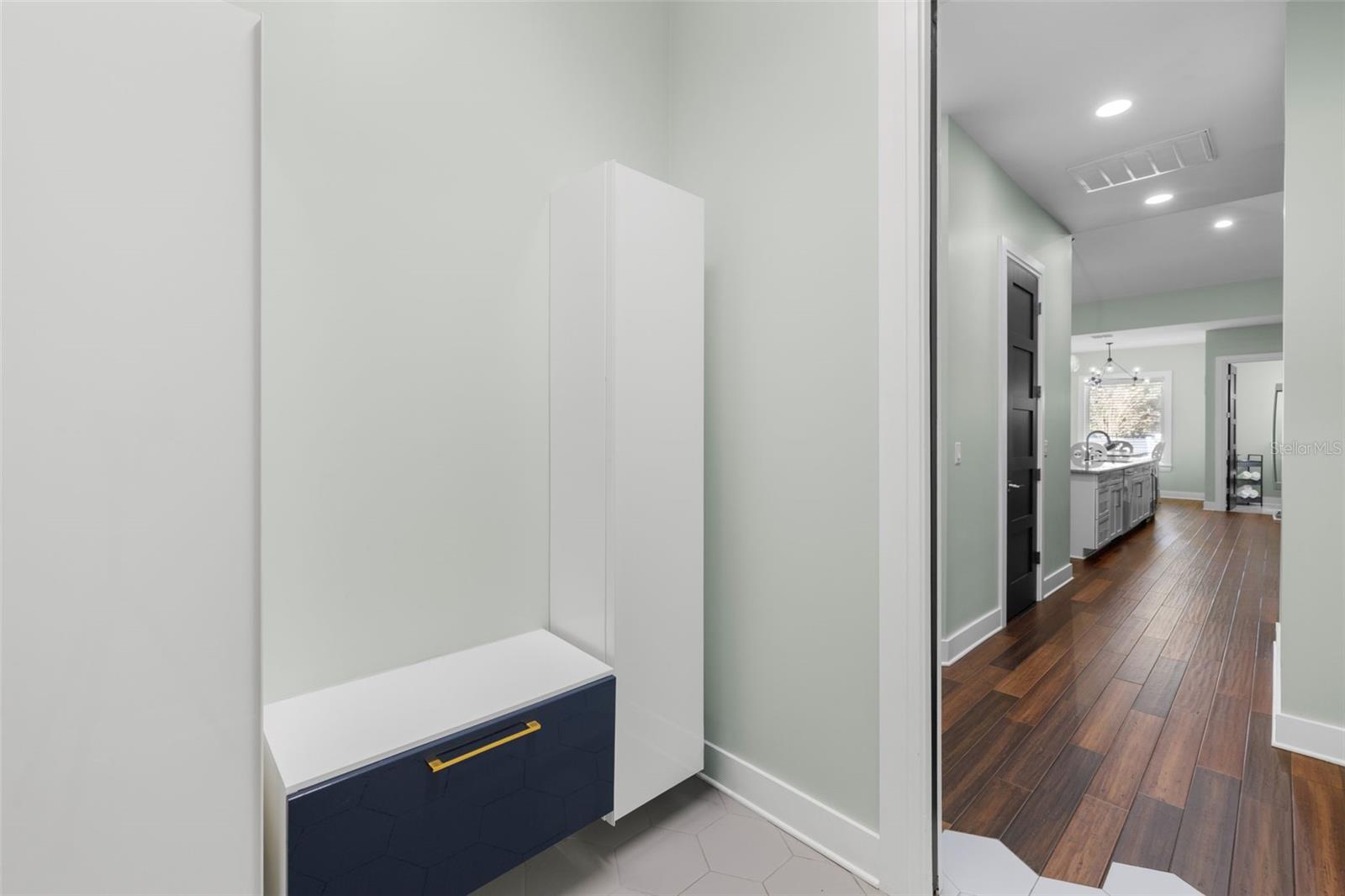 Image 44 of 69 For 3211 Moran Road