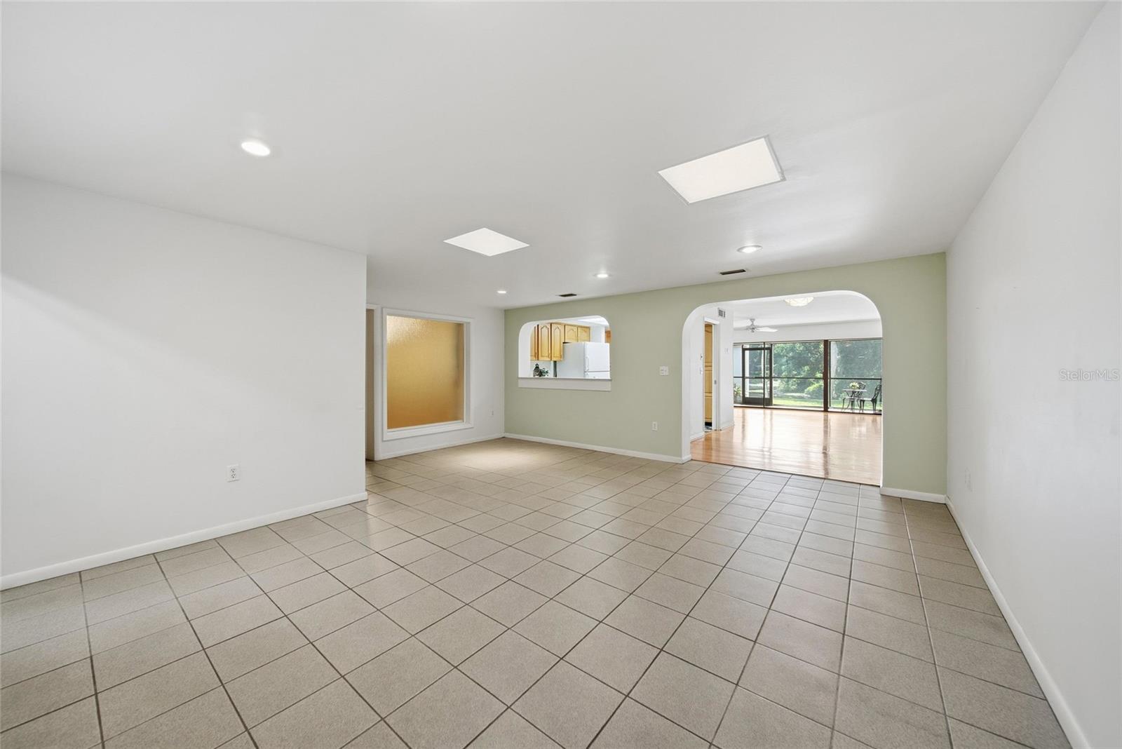 Image 11 of 56 For 4129 Northmeadow Circle