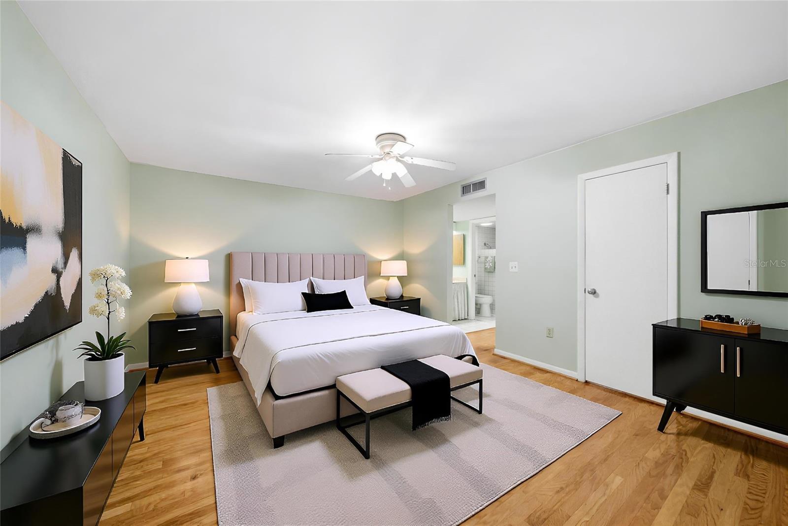 Image 22 of 56 For 4129 Northmeadow Circle