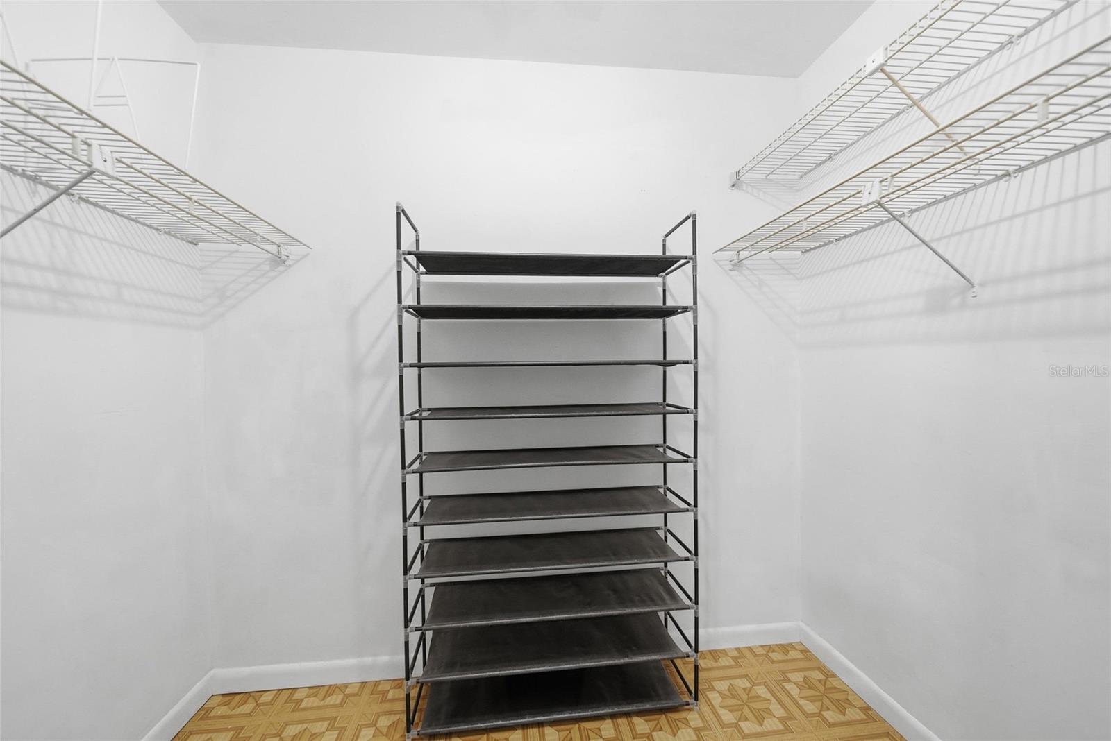 Image 25 of 56 For 4129 Northmeadow Circle