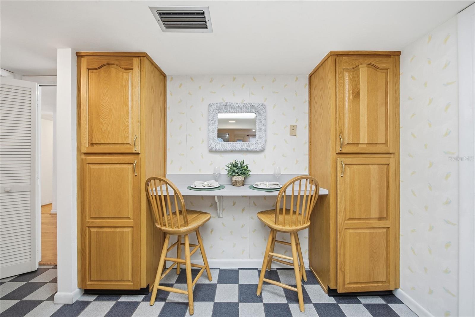 Image 29 of 56 For 4129 Northmeadow Circle