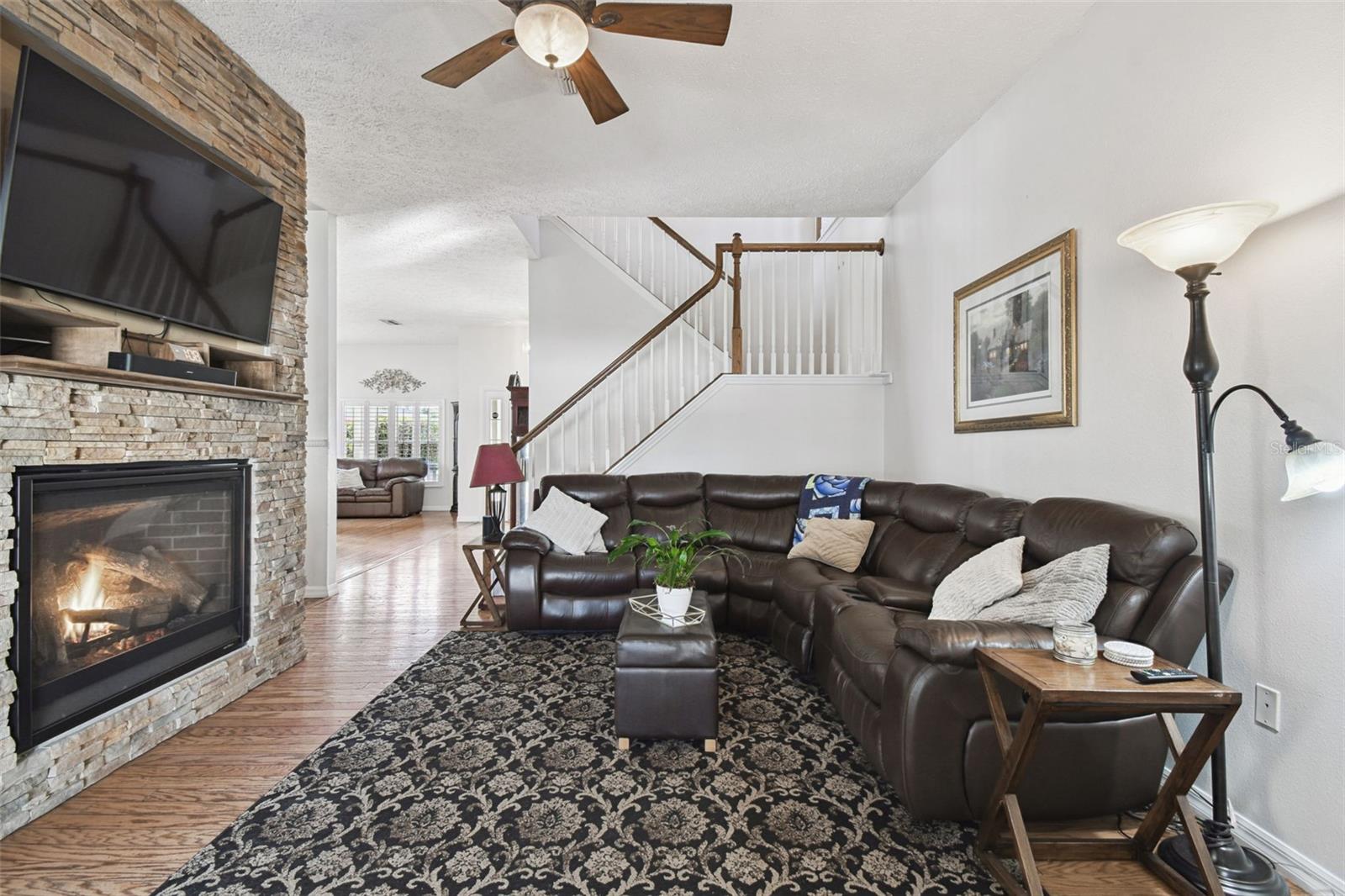 Image 17 of 94 For 7904 Portrait Court