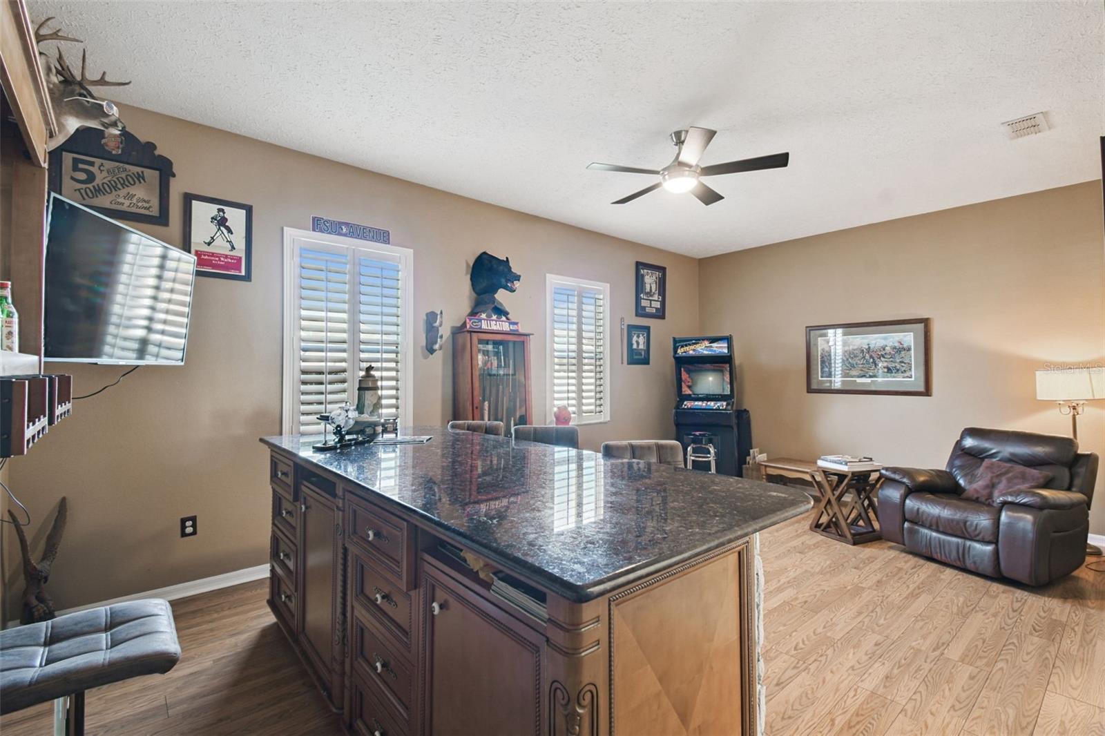 Image 20 of 94 For 7904 Portrait Court