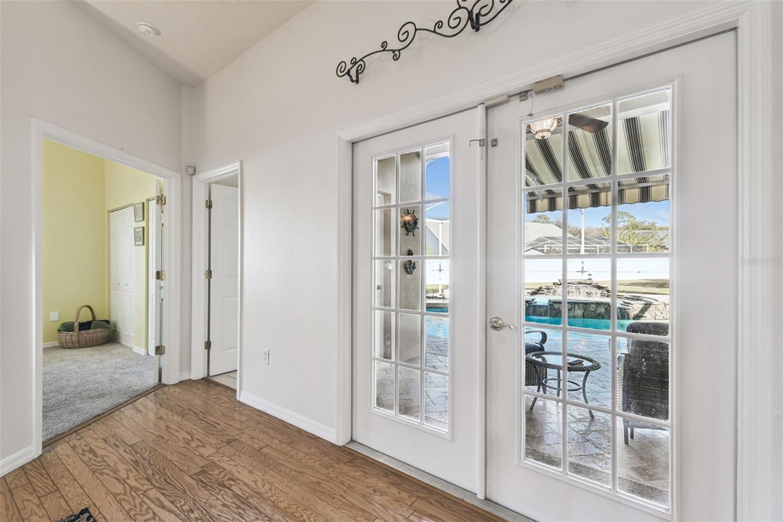 Image 24 of 94 For 7904 Portrait Court