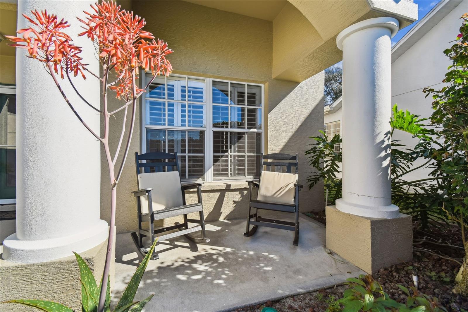 Image 3 of 94 For 7904 Portrait Court