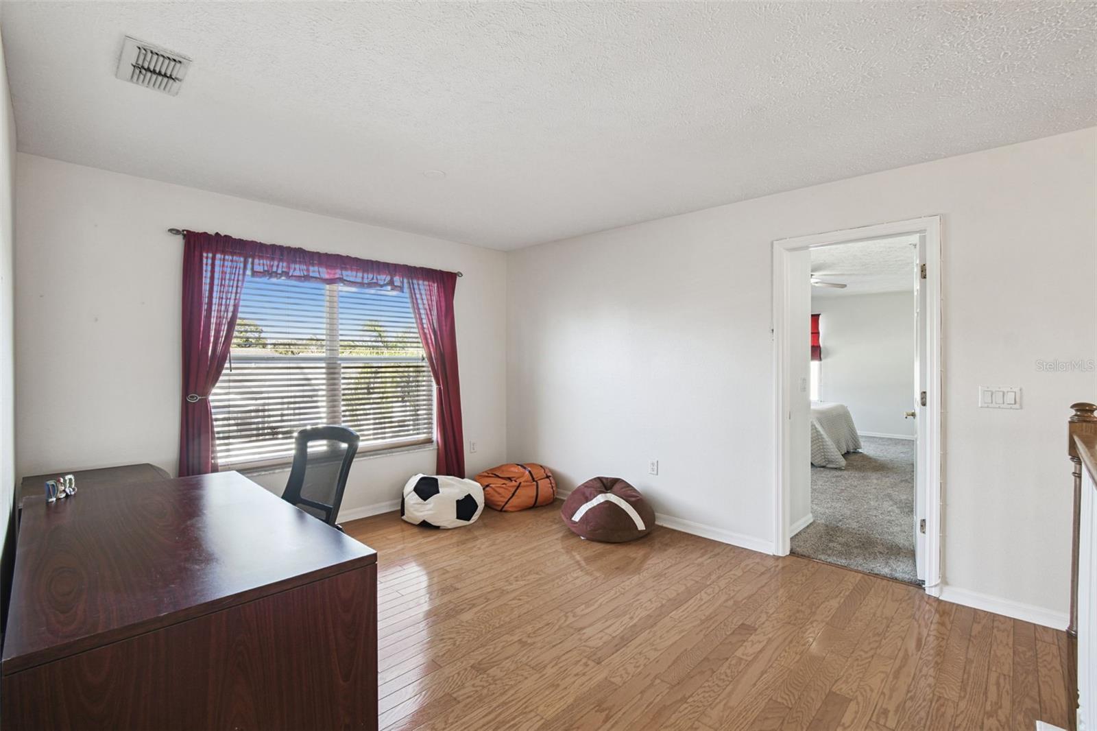 Image 45 of 94 For 7904 Portrait Court