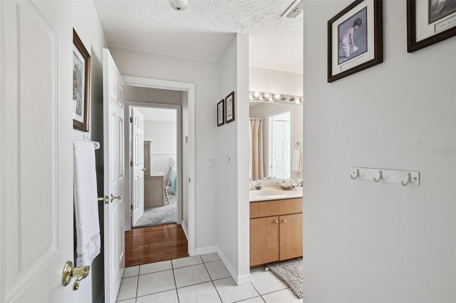 Image 51 of 94 For 7904 Portrait Court