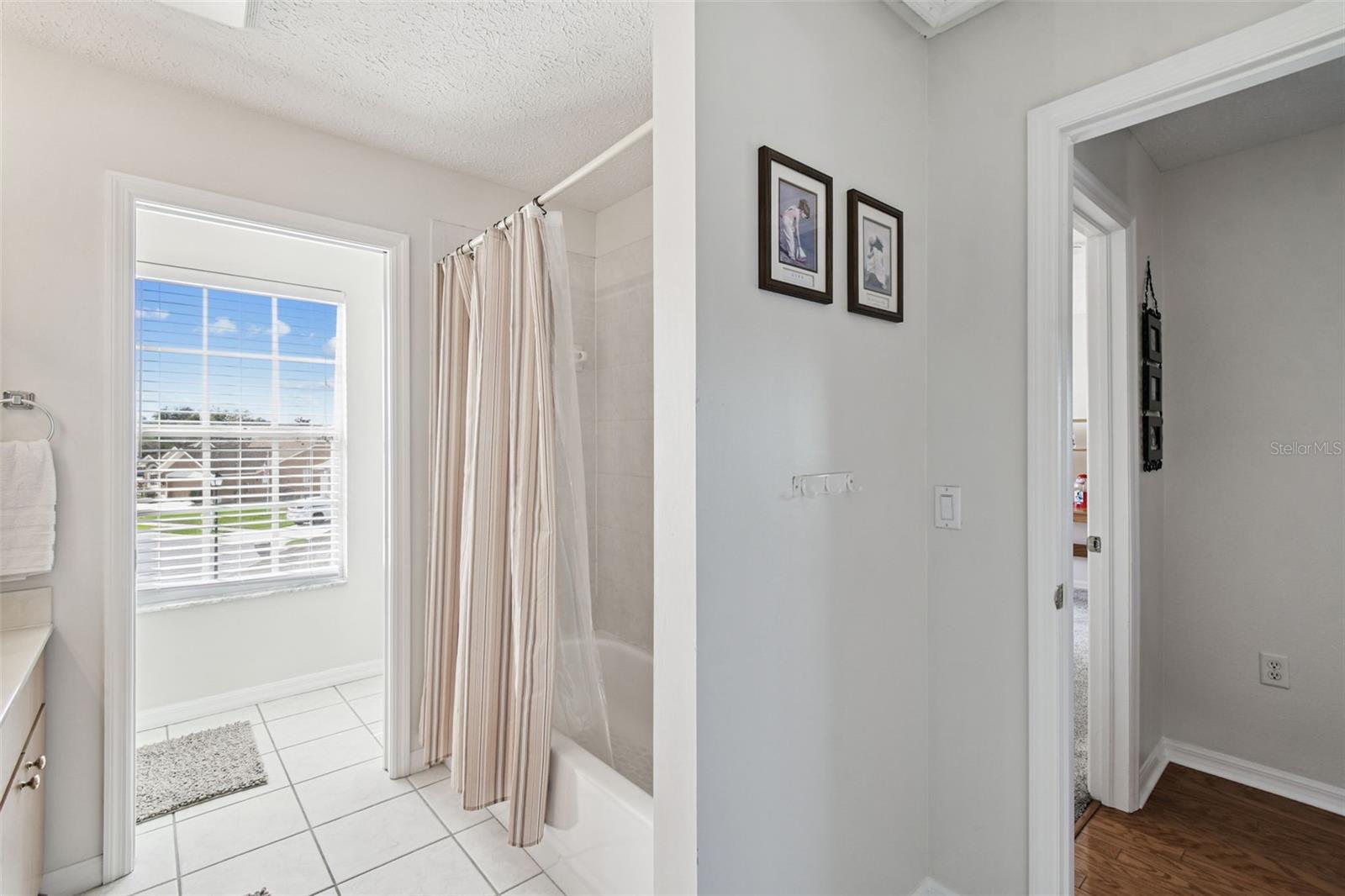 Image 52 of 94 For 7904 Portrait Court