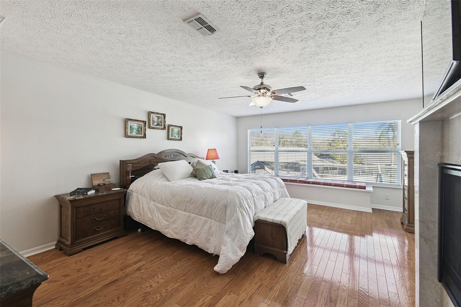 Image 58 of 94 For 7904 Portrait Court