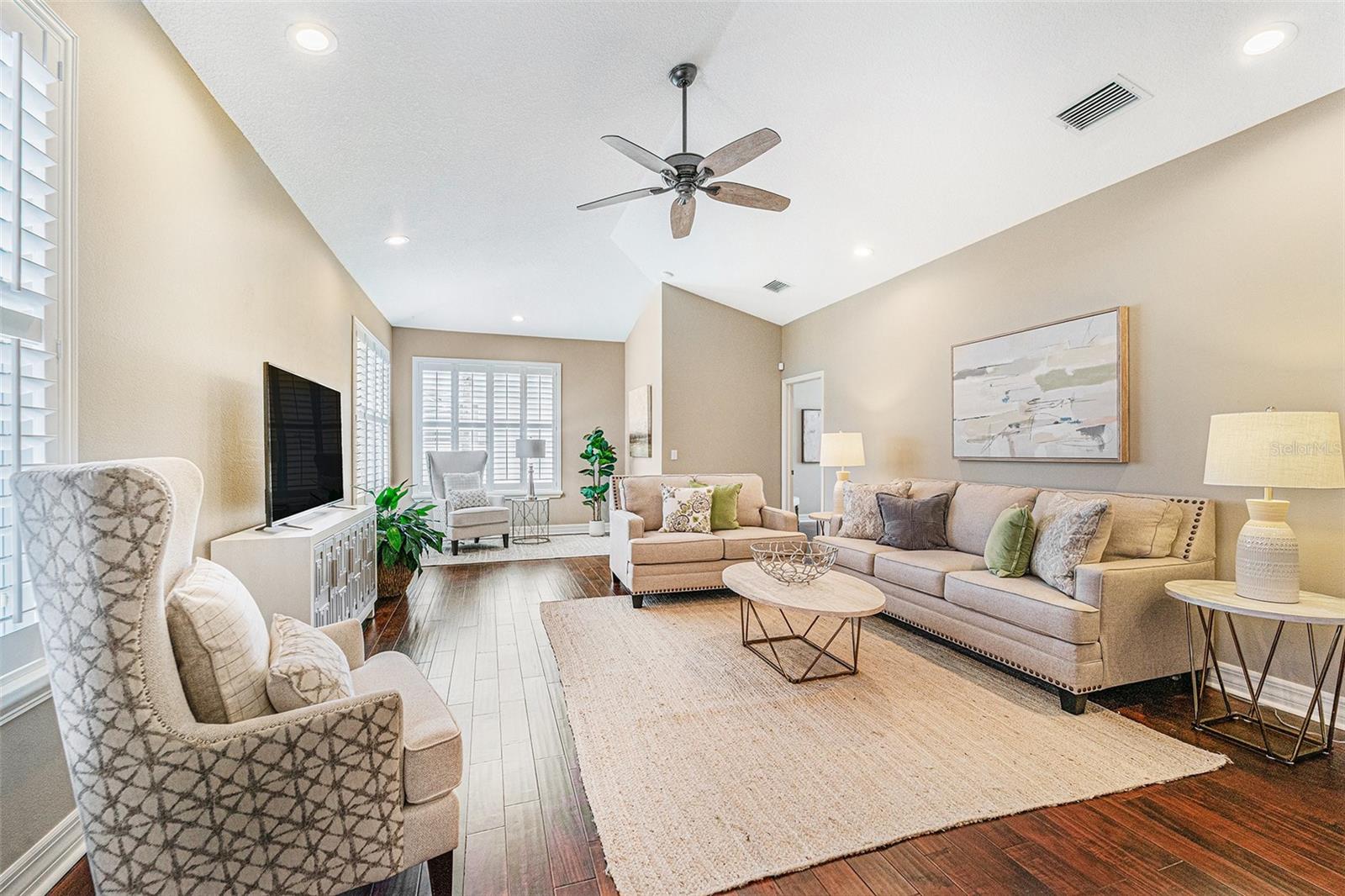 Image 13 of 41 For 2112 Climbing Ivy Drive