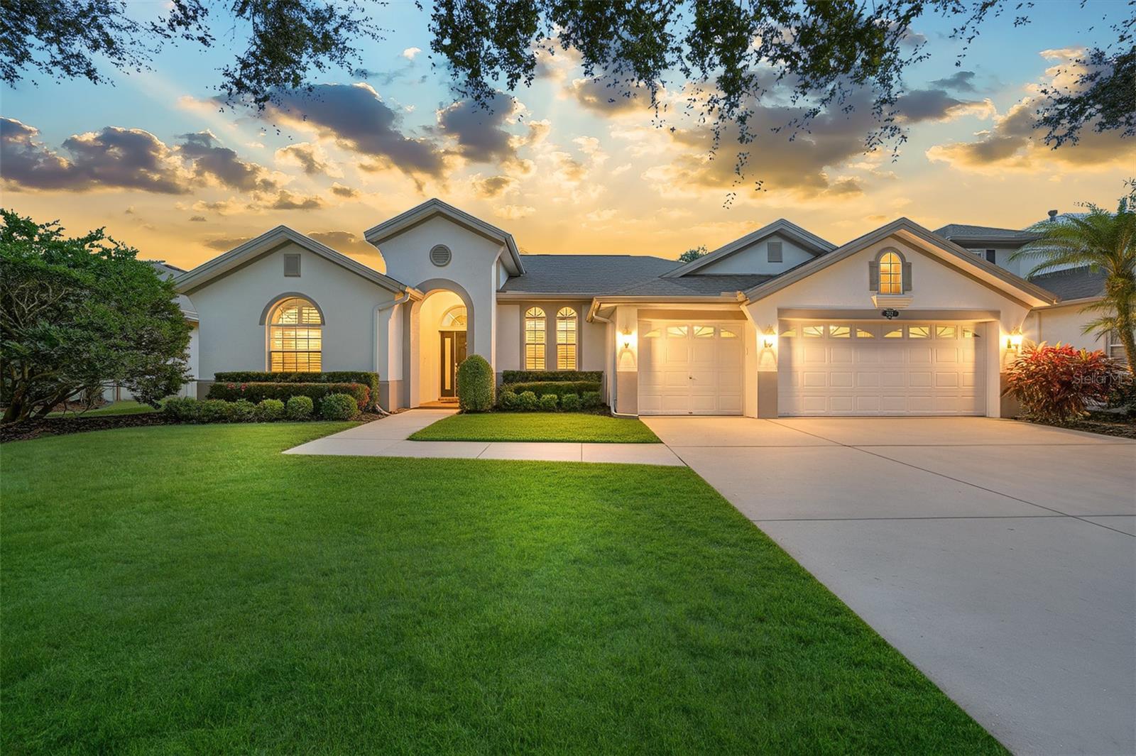 Image 39 of 41 For 2112 Climbing Ivy Drive