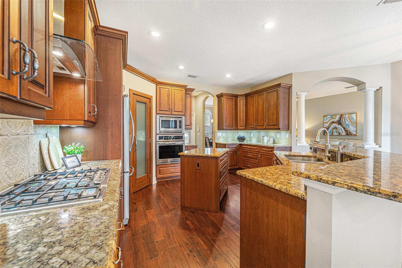 Image 9 of 41 For 2112 Climbing Ivy Drive