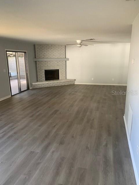 Image 3 of 10 For 886 Harbor Hill Drive