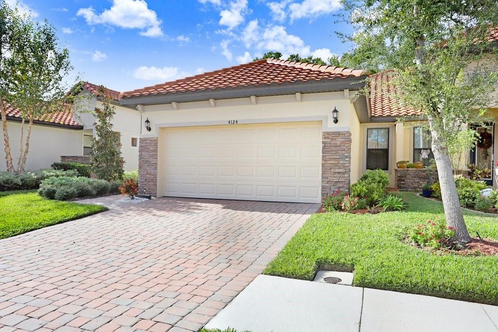 Image 3 of 40 For 4124 Solamor Street