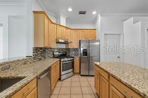 Image 11 of 36 For 27653 Mulholland Court