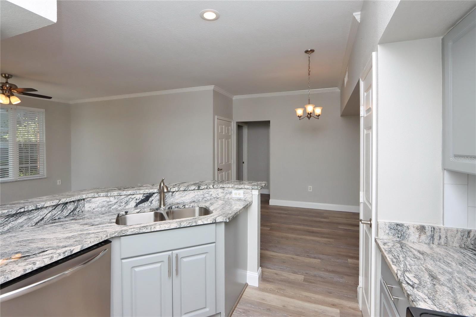 Image 10 of 25 For 9088 Lake Chase Island Way 9088