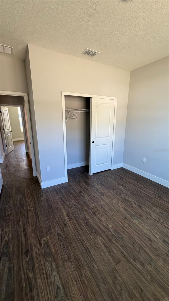 Listing photo id 13 for 76 Boston Lane