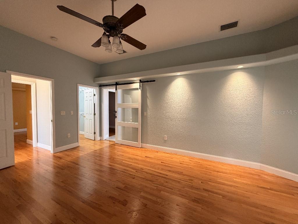 Listing photo id 30 for 808 Symphony Isles Boulevard