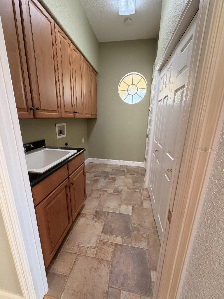 Listing photo id 44 for 808 Symphony Isles Boulevard