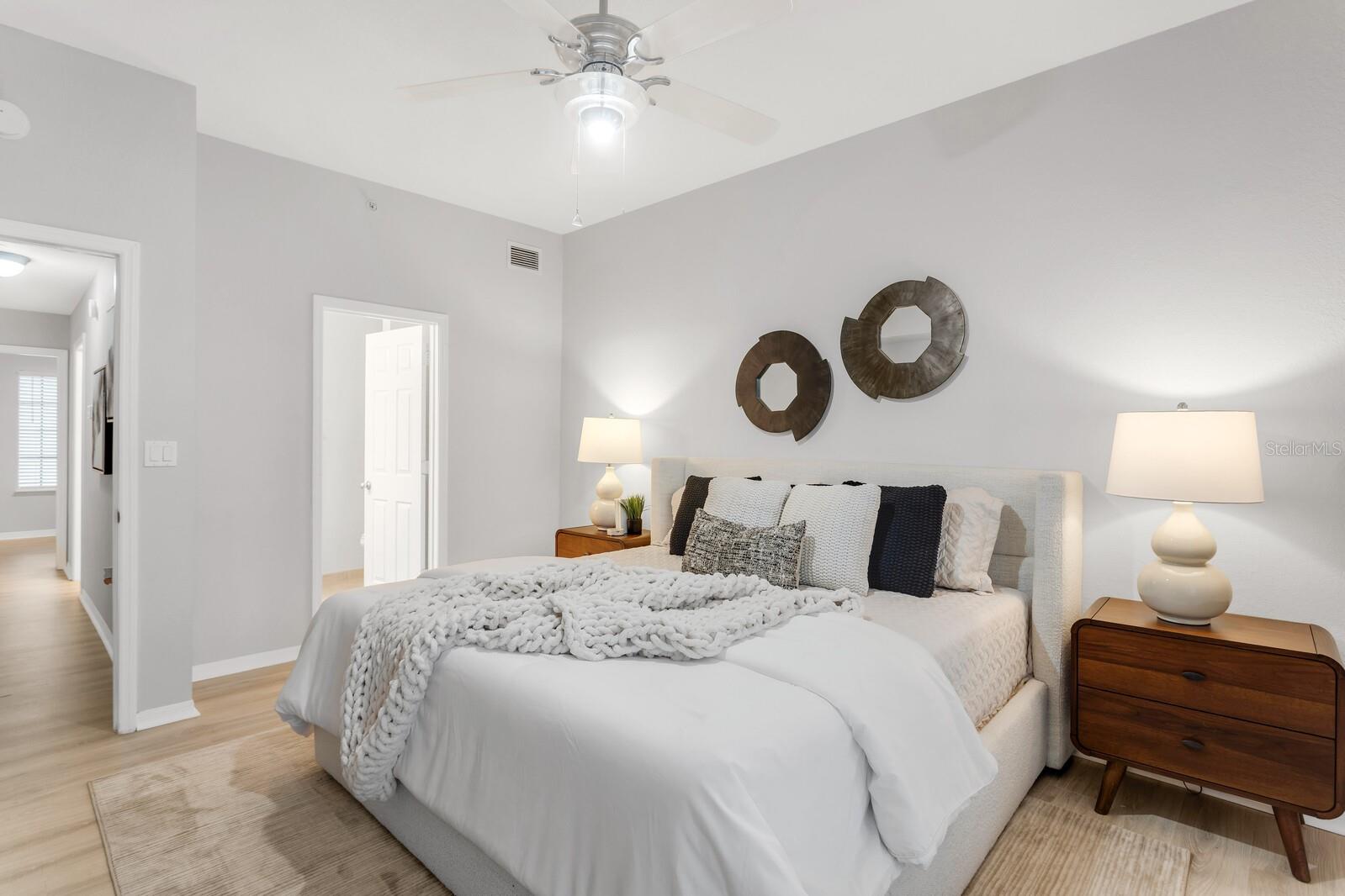 Image 13 of 34 For 5246 Hampton Beach Place