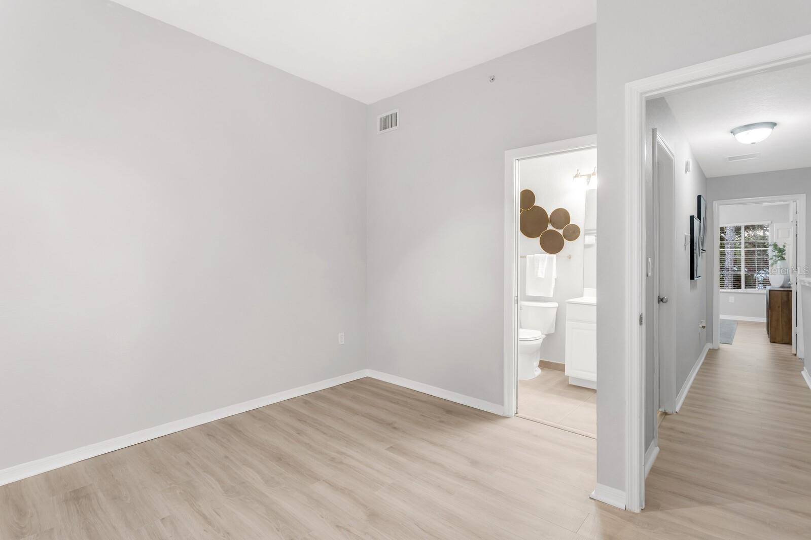 Image 19 of 34 For 5246 Hampton Beach Place