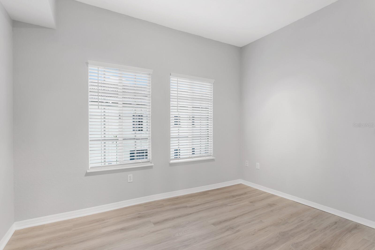 Image 21 of 34 For 5246 Hampton Beach Place