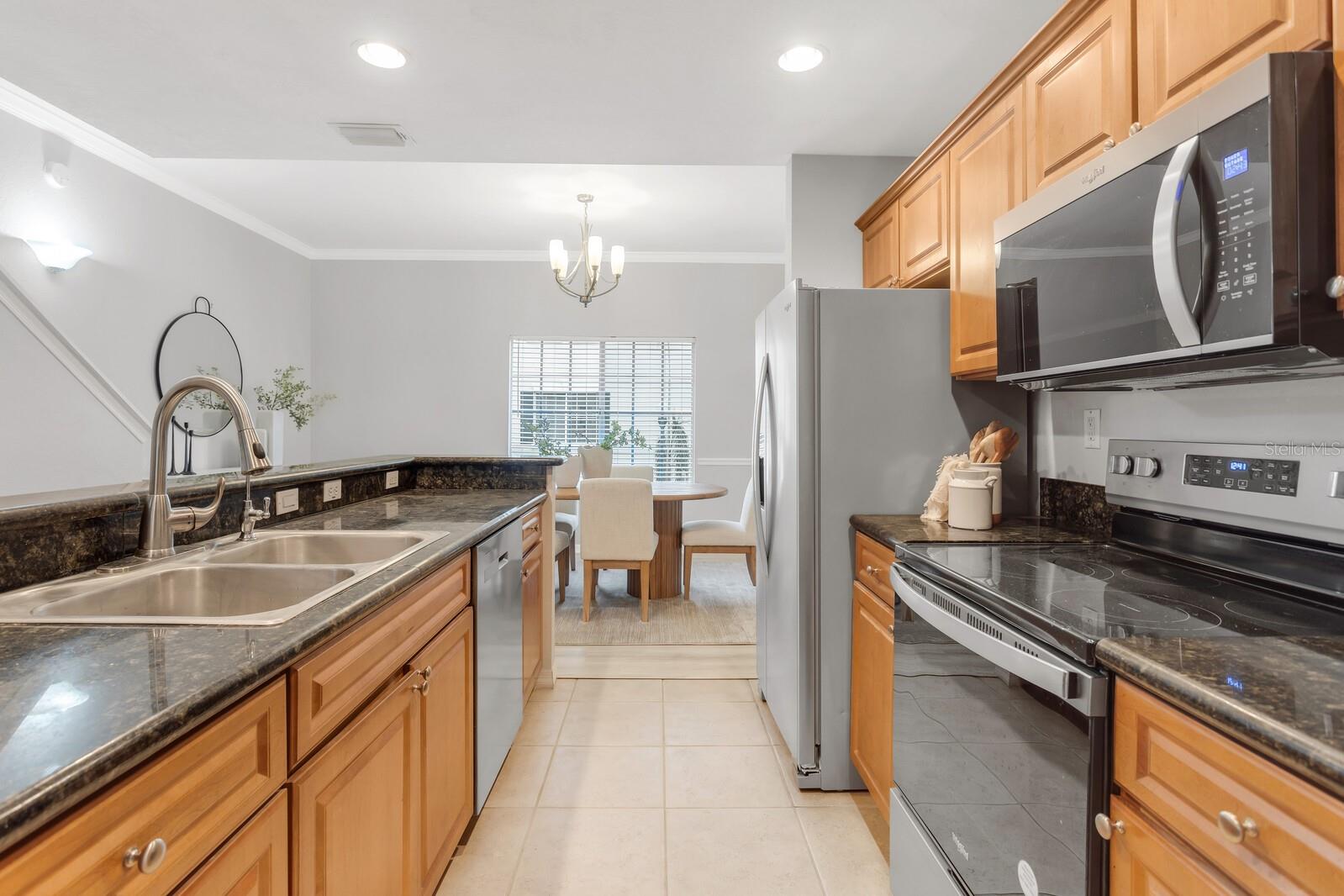 Image 9 of 34 For 5246 Hampton Beach Place