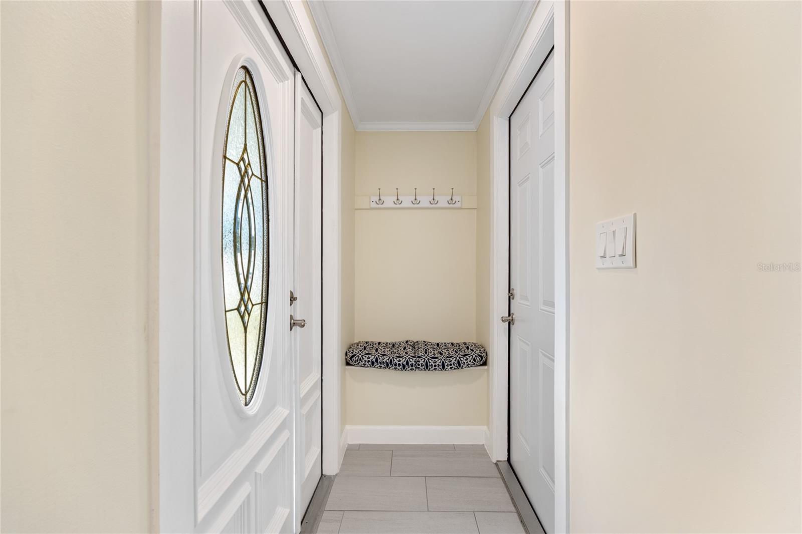 Listing photo id 29 for 9203 51st Street N