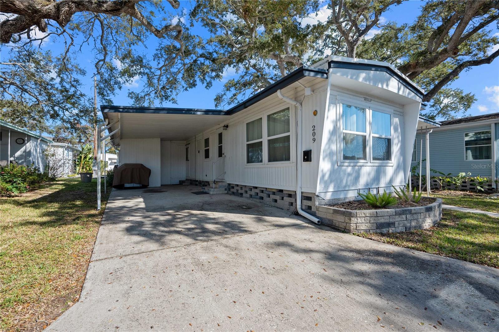 Details for 585 Sky Harbor Drive 209, CLEARWATER, FL 33759