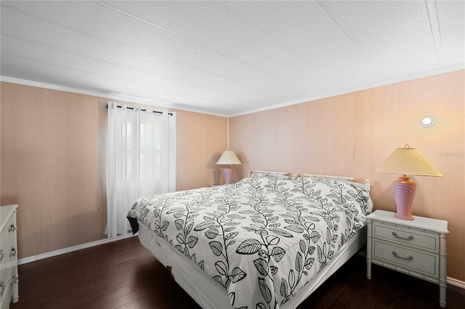 Image 17 of 26 For 585 Sky Harbor Drive 209