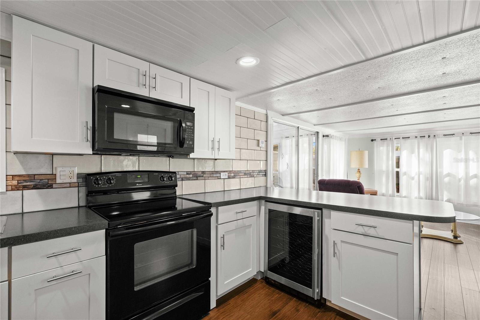 Image 5 of 26 For 585 Sky Harbor Drive 209