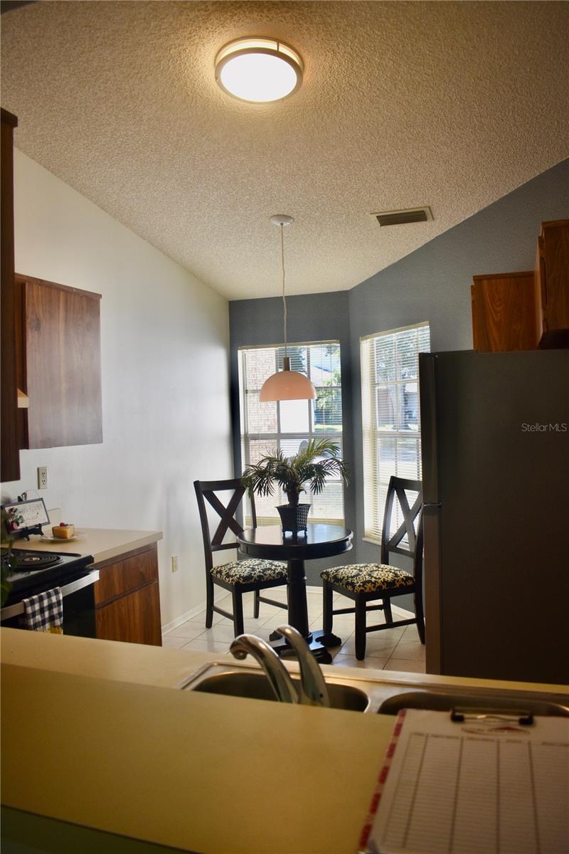 Image 27 of 27 For 3088 Grovewood Boulevard B