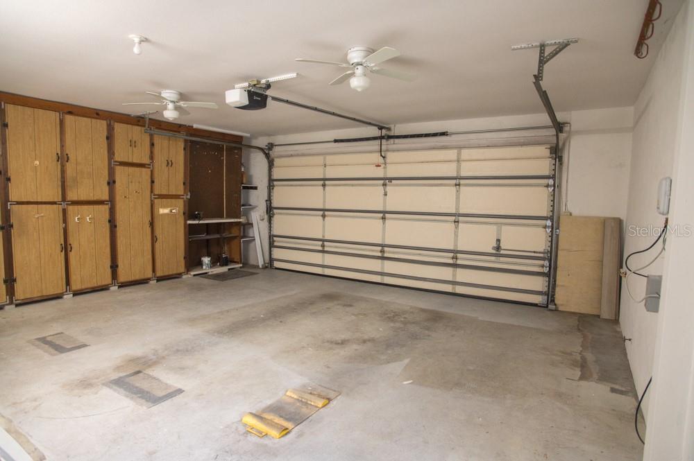 Image 24 of 37 For 1350 Glengarry Drive