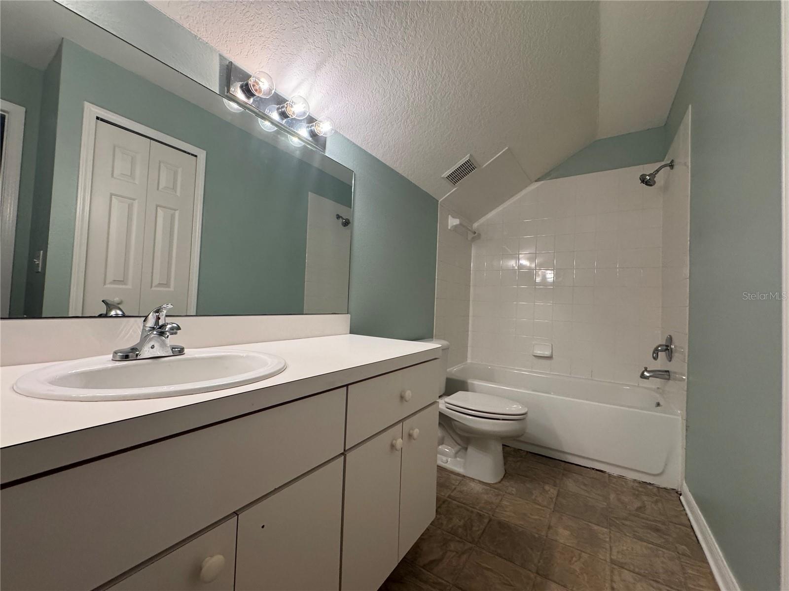 Image 15 of 15 For 7431 Oxford Garden Circle