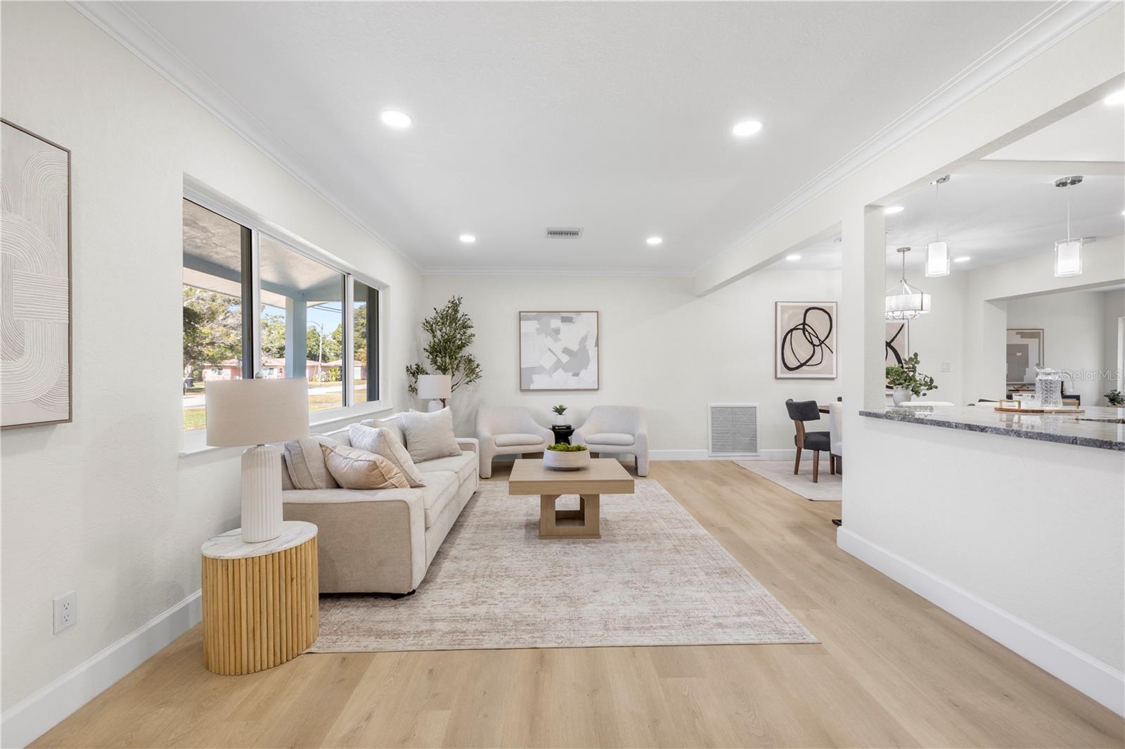 Image 11 of 57 For 6850 7th Street S