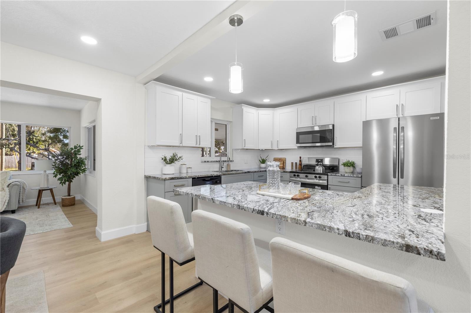 Image 17 of 57 For 6850 7th Street S