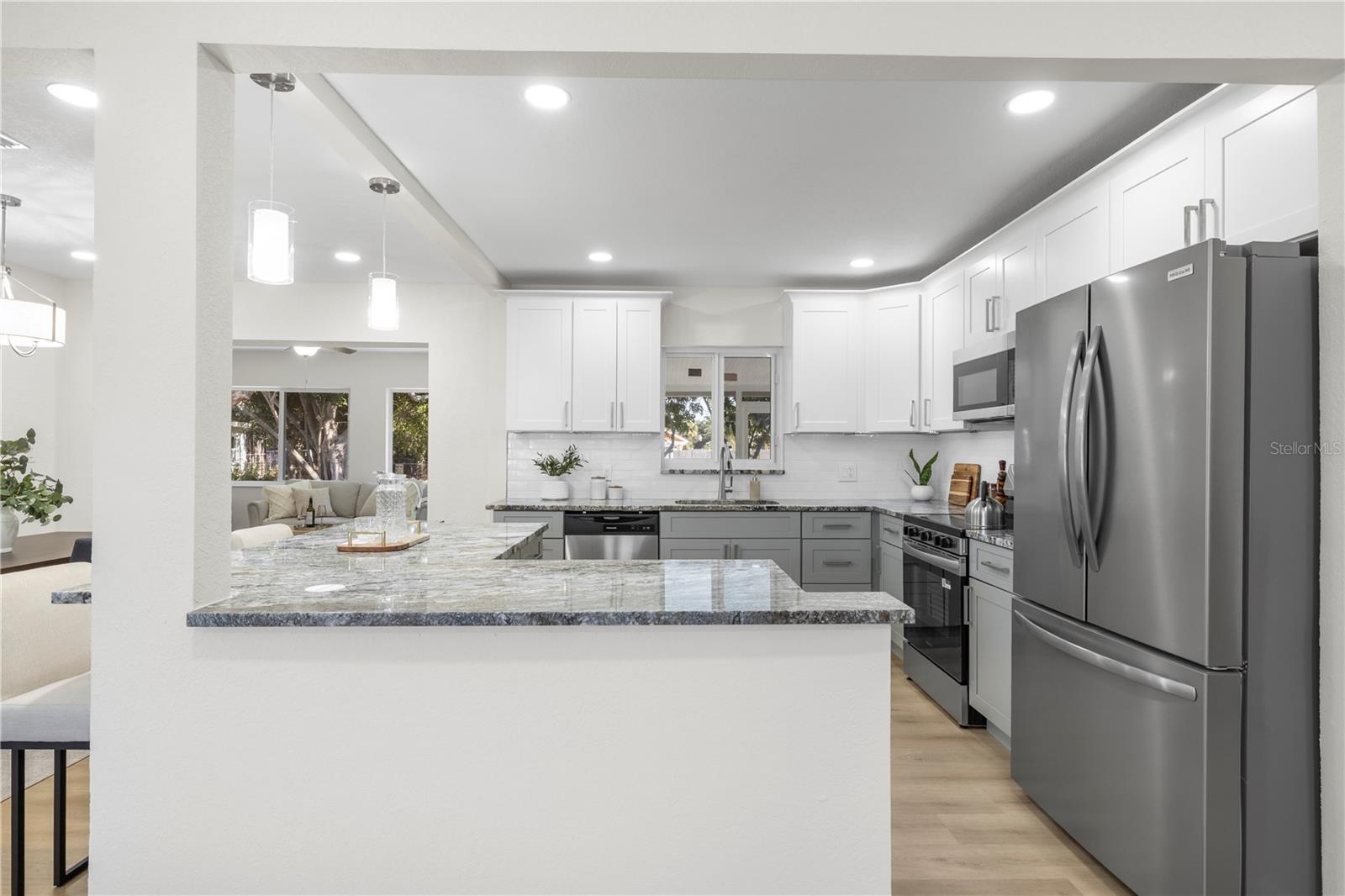 Image 21 of 57 For 6850 7th Street S