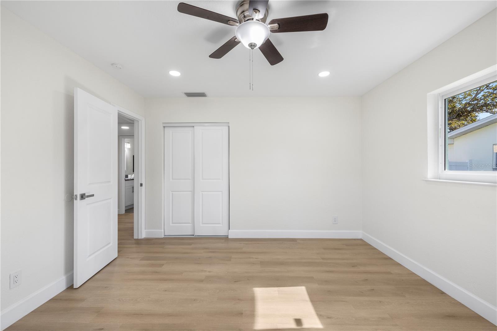 Image 29 of 57 For 6850 7th Street S