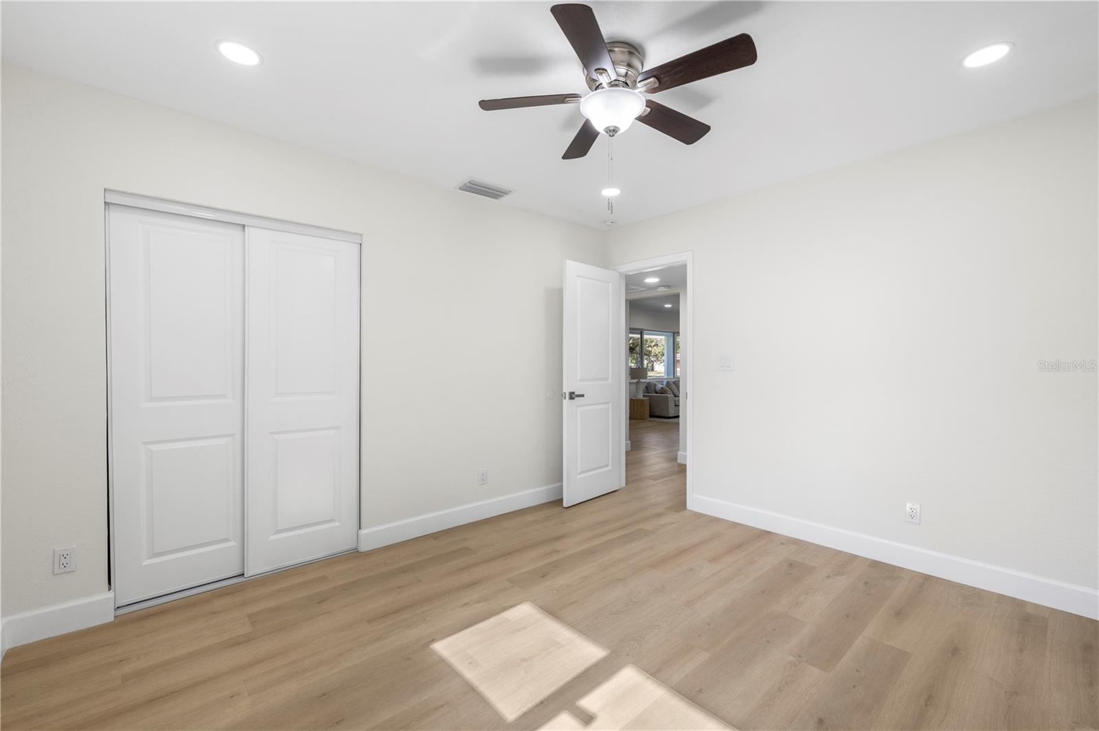 Image 35 of 57 For 6850 7th Street S