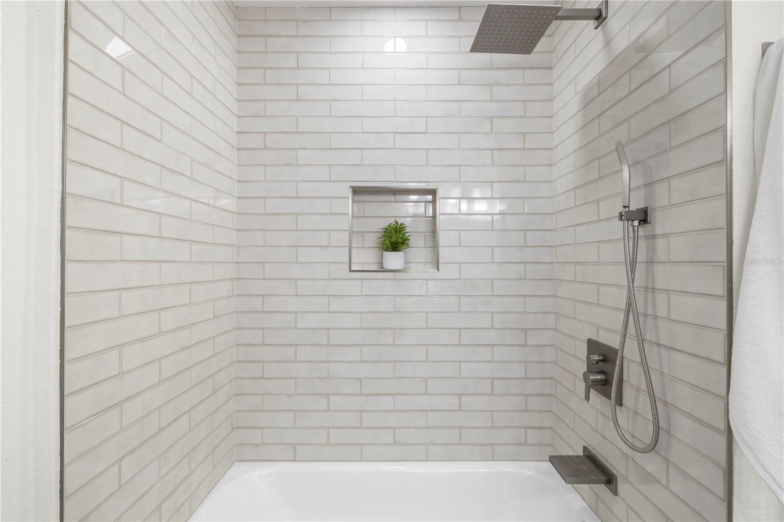 Image 38 of 57 For 6850 7th Street S