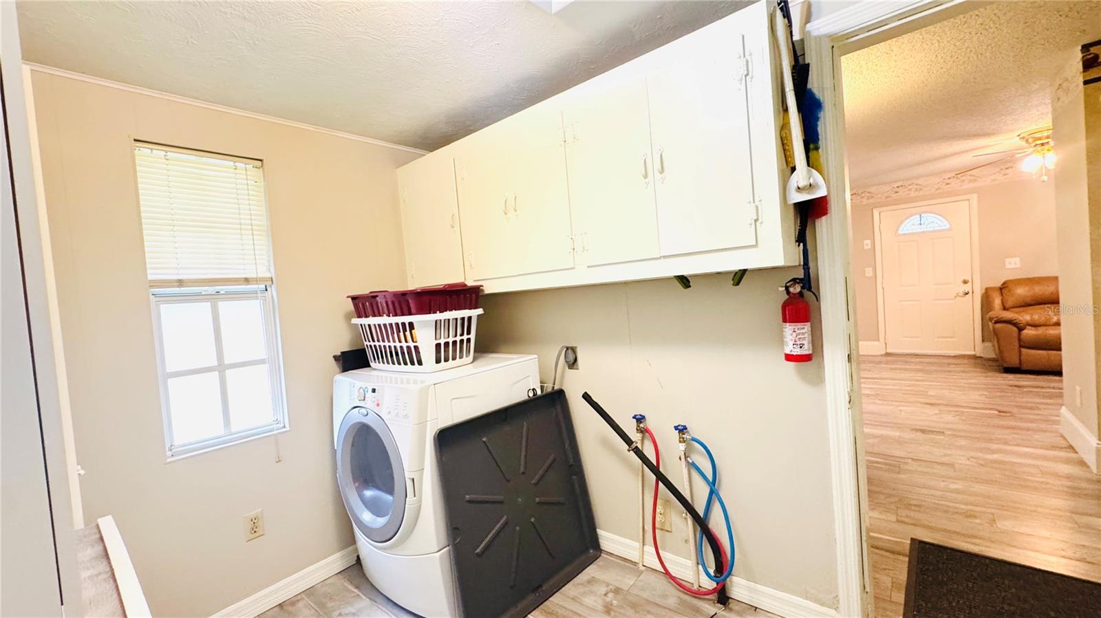 Image 10 of 29 For 5909 8th Avenue S