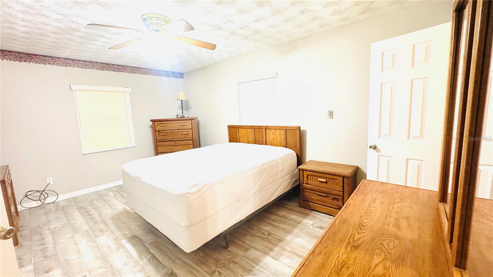 Image 16 of 29 For 5909 8th Avenue S